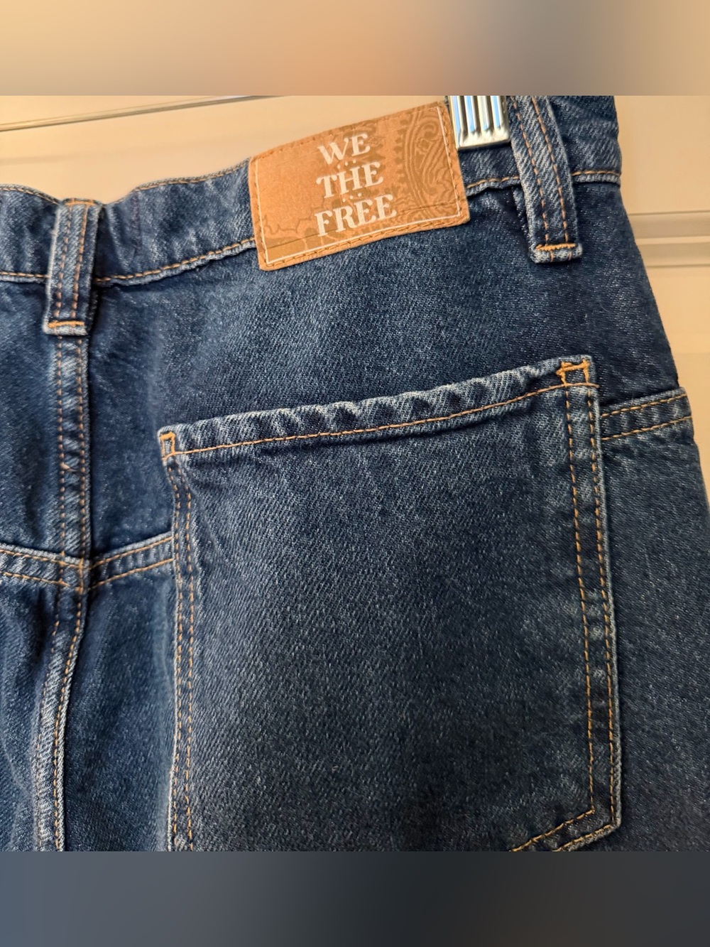 We The Free Tinsley Baggy High Rise Jeans in Blue, Size 28 - Picture 6 of 15